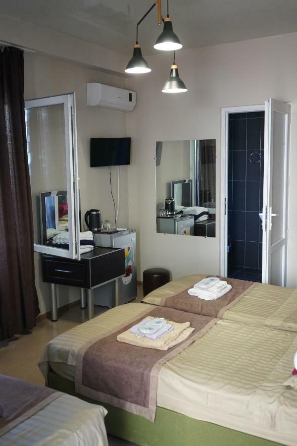 Ponto Hotel Kobuleti Extérieur photo
